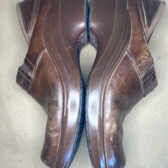 ARIAT WOMEN'S BROWN LEATHER PADDOCK SLIP ON CLOGS SIZE 8.5B Style 93946 - Picture 6 of 11